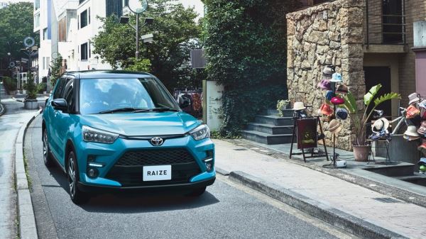 Новые Toyota Raize продают в РФ дешевле Lada и «Москвича», но есть нюанс