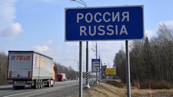Минтранс сократит время проверки авто на границе до 10 минут