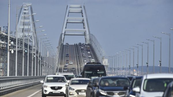 Почти 30 миллионов машин проехало по Крымскому мосту за семь лет