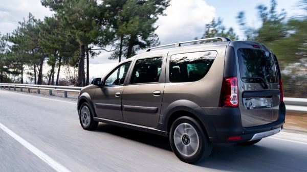 АвтоВАЗ: о выпуске Lada Largus с мотором 1,8 Evo речи не идет