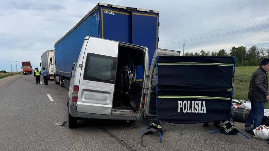 Шесть человек погибли и пять пострадали в ДТП с автобусом у границы Казахстана и РФ