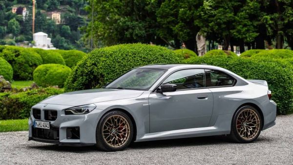 Самая хардкорная «эмка»: BMW показала купе M2 CS