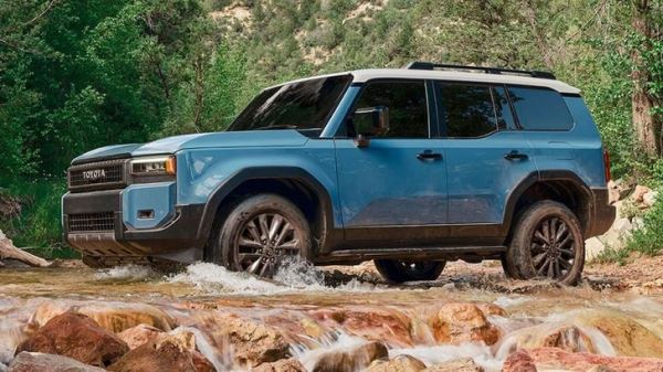 Это случилось: в России возобновились продажи автомобилей Toyota