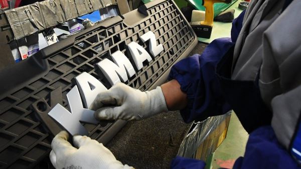 КамАЗ готов сократить рабочую неделю на один день