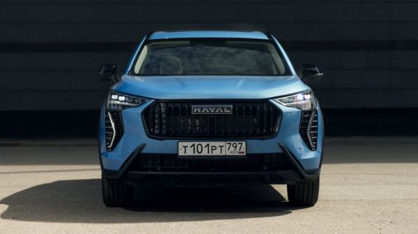 В России неожиданно подорожали самые дешевые и популярные кроссоверы Haval. Сколько они стоят теперь
