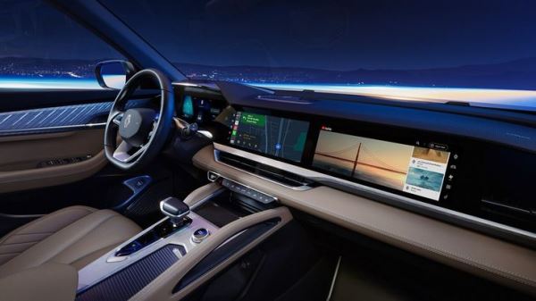 Начались продажи копии Geely Monjaro от Renault, которая стоит дешевле «китайца»