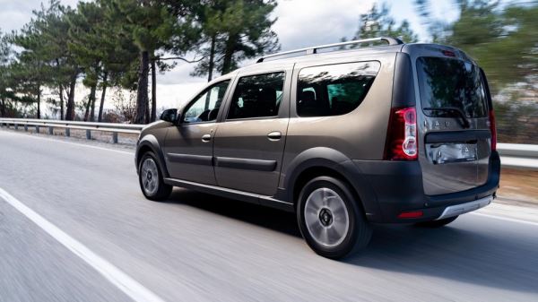 АвтоВАЗ: о выпуске Lada Largus с мотором 1,8 Evo речи не идет