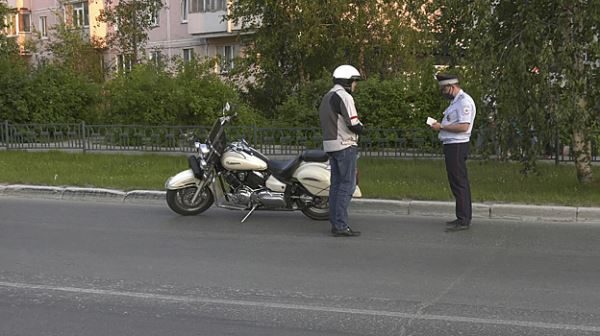 Автоинспекторы пресекли 24 правонарушения в ходе рейда на дорогах Ноябрьска