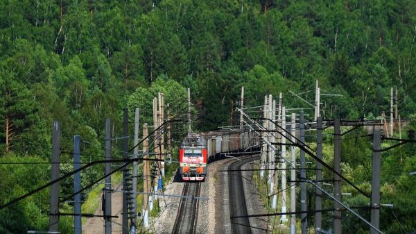РЖД увеличат число туристических поездов в 2026 году