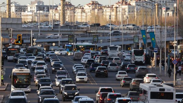 «Автостат»: в автопарке Казахстана насчитывается 3,9 млн автомобилей