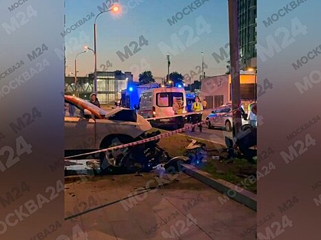 Автомобиль насмерть сбил ребенка на самокате в центре Москвы