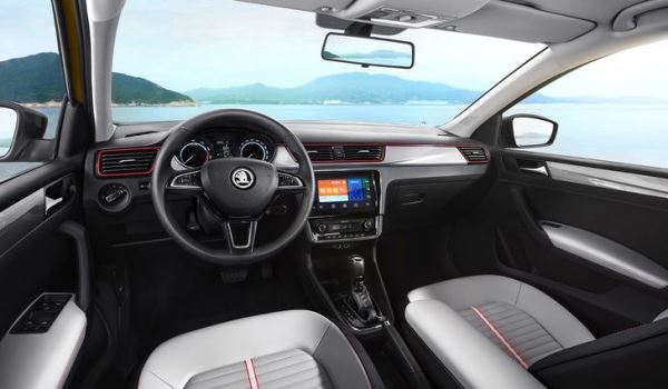 В продажу вернулась дешевая и практичная Skoda, которую выпускали в России. Сколько она стоит