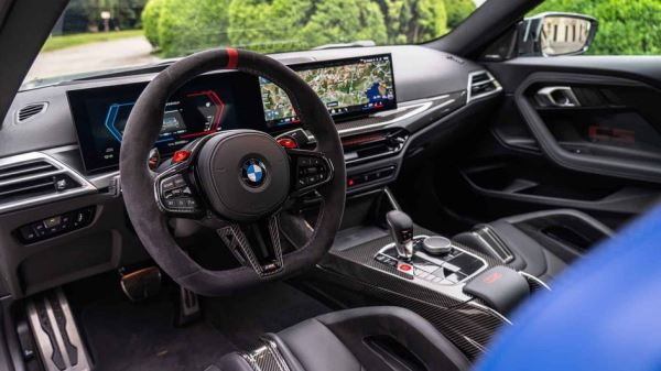 Самая хардкорная «эмка»: BMW показала купе M2 CS