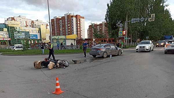 В Бердске произошло жесткое ДТП с мотоциклистом