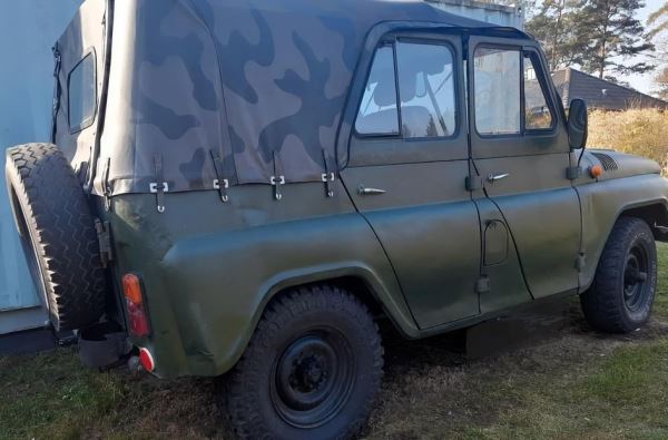 Советский УАЗ-469 выставлен на продажу в Германии за 9200 евро