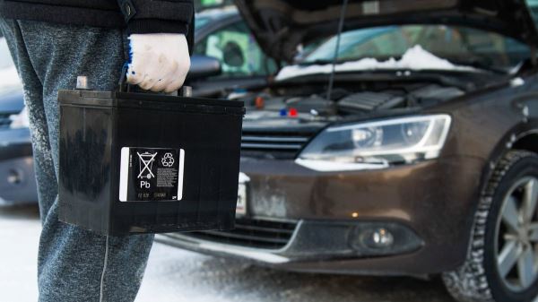 Сколько на самом деле служит аккумулятор в авто и что его убивает