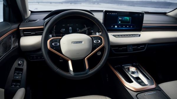 В России неожиданно подорожали самые дешевые и популярные кроссоверы Haval. Сколько они стоят теперь