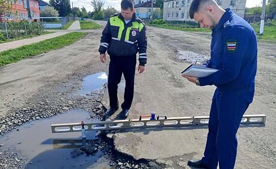 Прокуратура требует отремонтировать дороги в Горшечном