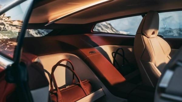 BMW раскрыла тираж эксклюзивного универсала Speedtop