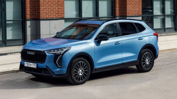 В России неожиданно подорожали самые дешевые и популярные кроссоверы Haval. Сколько они стоят теперь