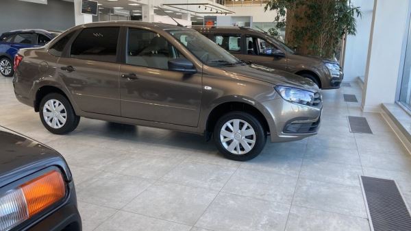 Минпромторг может ввести прямые скидки на автомобили Lada