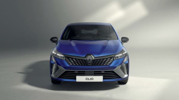 Хетчбэк Renault Clio стал бестселлером в Европе в апреле