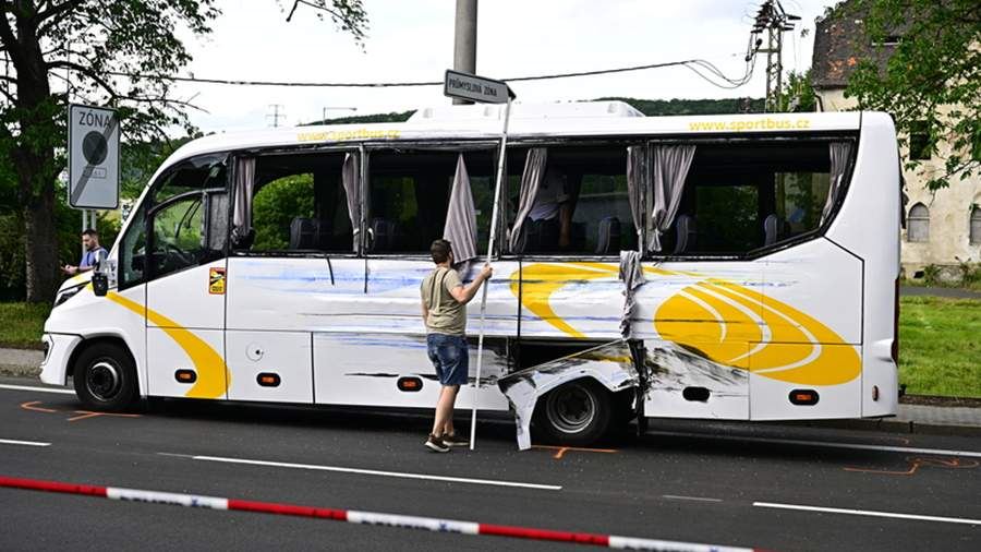 В Чехии 25 человек пострадали в ДТП с участием грузовика и автобуса
