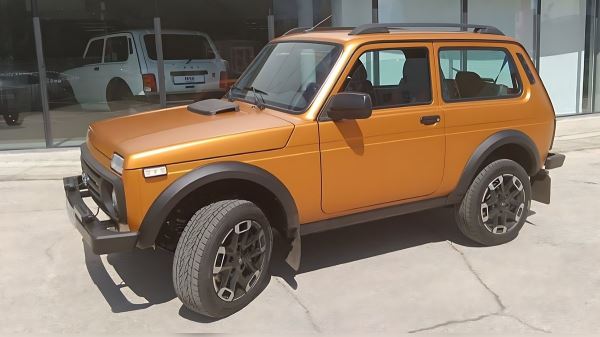 Появились фотографии Lada Niva Sport с матовым кузовом