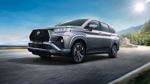 В России появилась недорогая семиместная Toyota, которая стоит дешевле «китайцев»