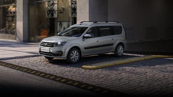 Lada Largus CNG появился у дилеров со скидкой до 710 000 рублей