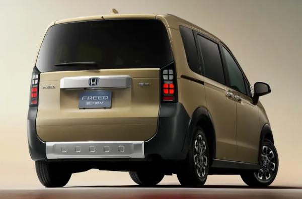 В России появилась новая семейная Honda, которую можно купить дешевле «Лады»