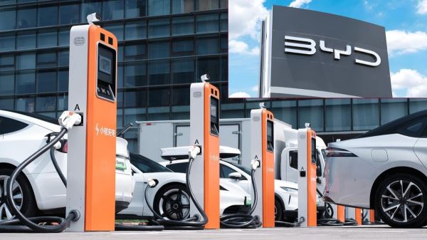 BYD установит сверхбыстрые мегаваттные зарядки в Китае