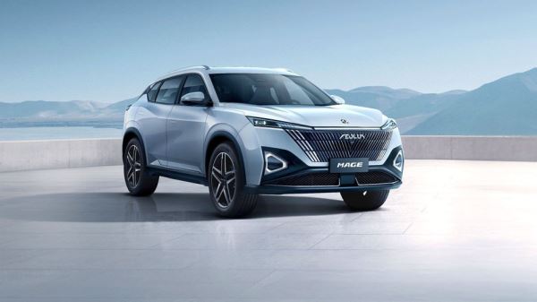 В Россию едет новый кроссовер Dongfeng Huge размером с Geely Monjaro